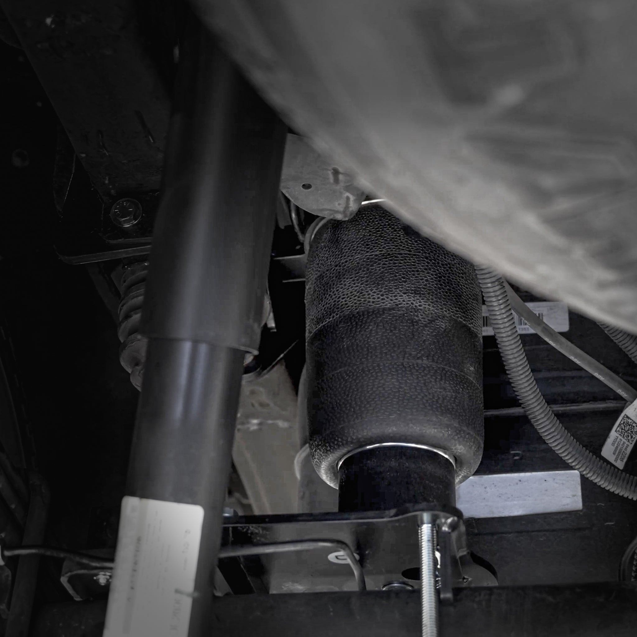 2007-2018 GM 1500 - Air Spring Kit