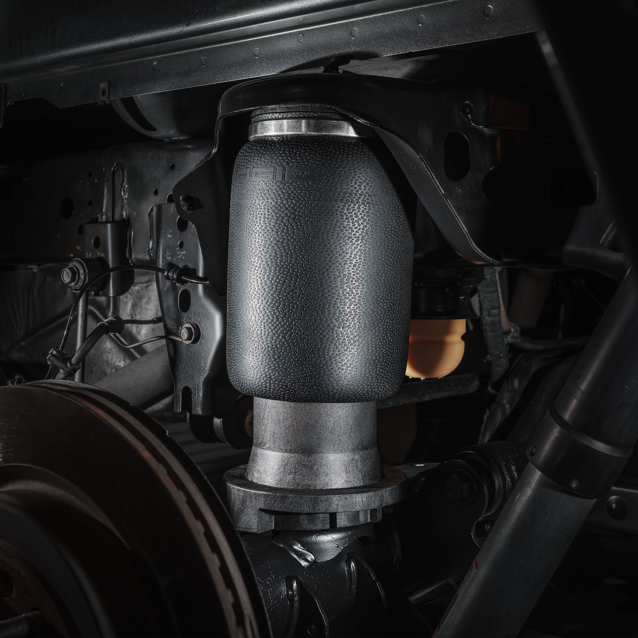 2009+ RAM 1500 - Air Spring Kit